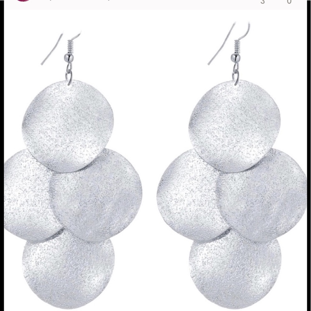 Round Earrings